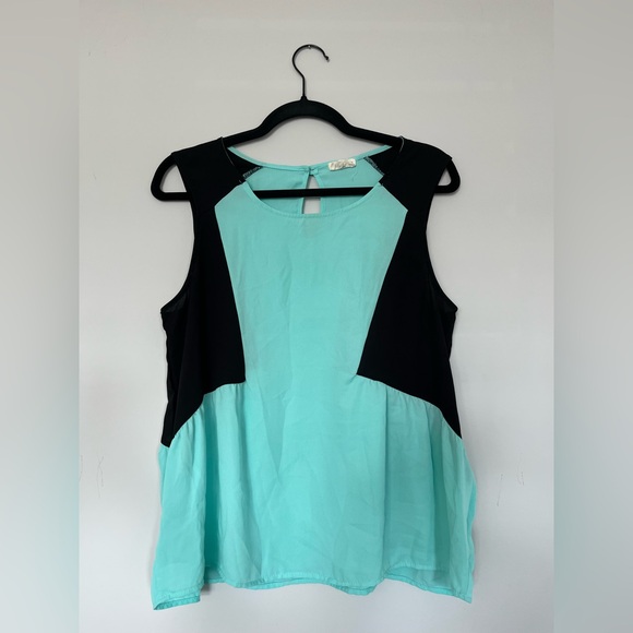 one clothing Tops - Women’s One Clothing Y2K Turquoise, & black sleeveless tank top Size M